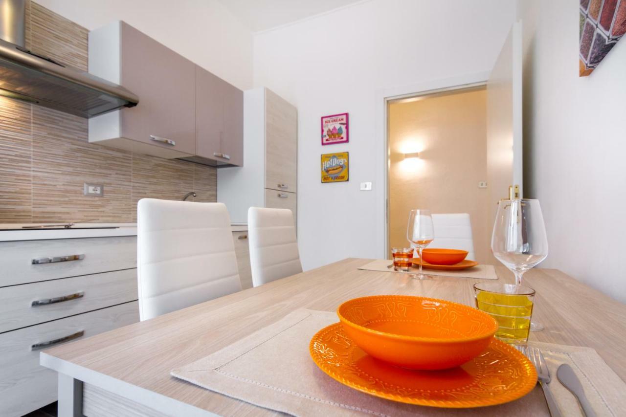 A Casa Di Pablo Apartment โกโม ภายนอก รูปภาพ